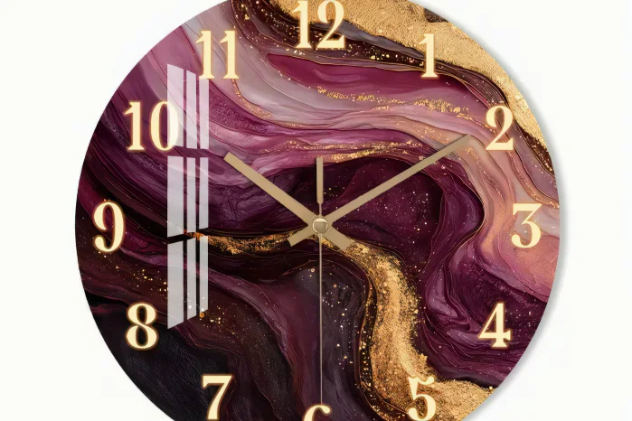 Leise Wanduhr - Modernes Marmor-Design mit goldenen Akzenten