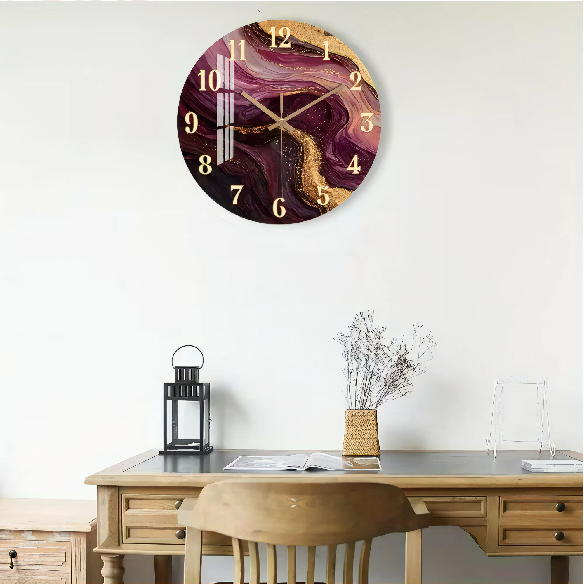 Leise Wanduhr - Modernes Marmor-Design mit goldenen Akzenten